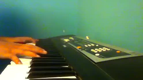 Miranda Cosgrove - Shakespeare 电子琴版