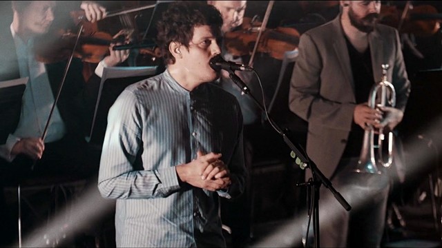 Bear's Den - Auld Wives – Fragments (Live at EartH)