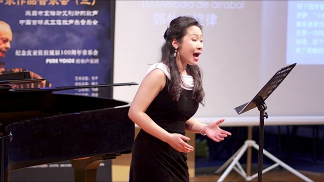 张怡 - Melodía de arrabal 郊外的旋律