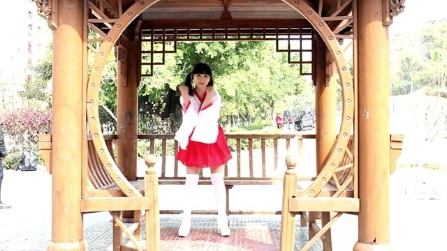 舞蹈视频 - 『芹菜』神的随波逐流『初投稿and谜之马赛克』 (饭制版)