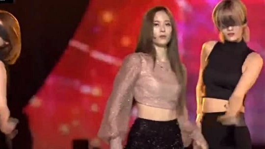 F - 4 walls & Vocal Intro & Always On My Mind & What Have I Done To Deserve This?& Vocal - 2015 MAMA 现场版 15/12/04 (Live)