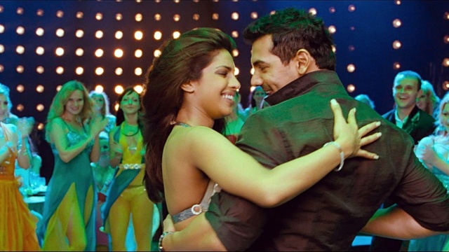 Sunidhi Chauhan - Desi Girl (From