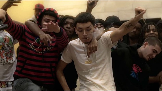 TrenchMoBB - Tweakers