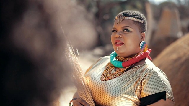 Iziqhaza - Ubongilindela