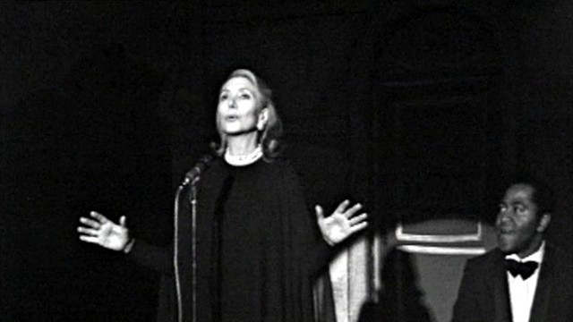 Maria Dolores Pradera - Negra María (SEÑORAS Y SEÑORES (ACTUACIÓN TVE))