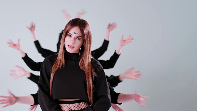 Natalia Szroeder - Parasole