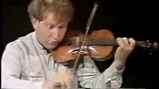 Shlomo Mintz - Paganini: Caprice No. 5 (Live)