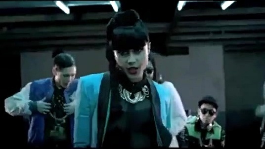 Junior Caldera - Lights out