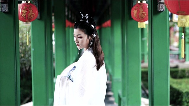 杨小曼 - 千丝网