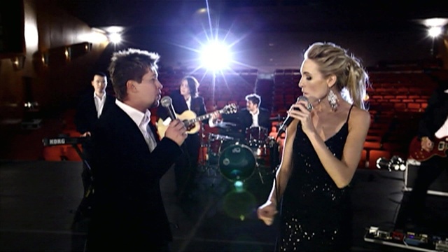 Elizma Theron - Islands in the Stream