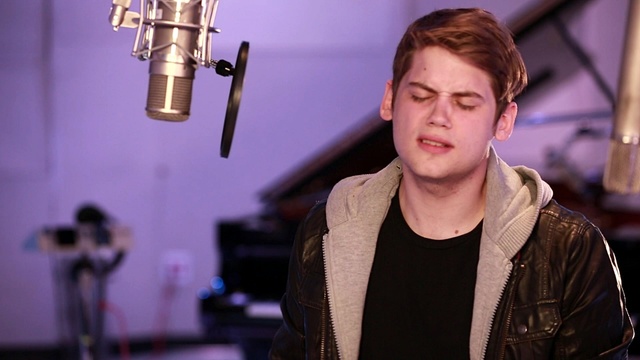 MKTO - Heartbreak Holiday