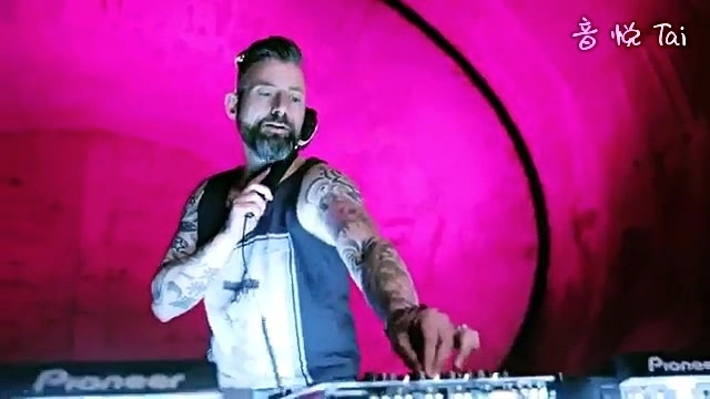 Christopher S - I Can't Get No Sleep