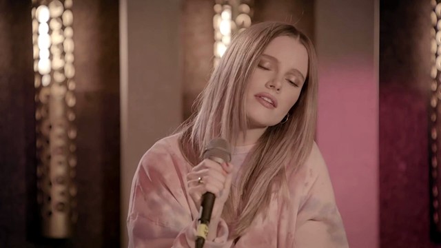 CYN - Uh-Oh (Live From The Peppermint Club, Los Angeles, CA / 2020)