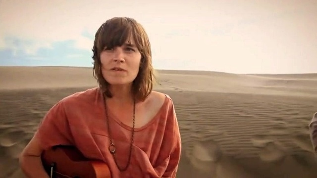 Luke Thompson - Water