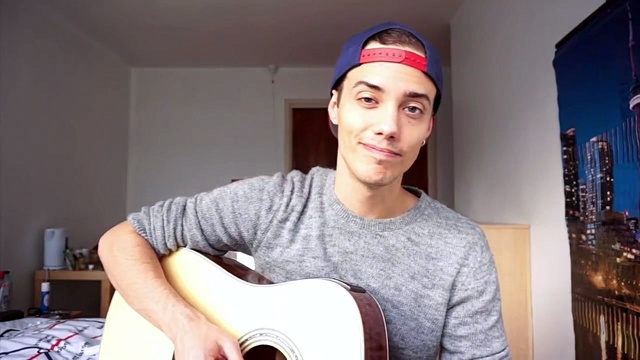 Leroy Sanchez - Love Yourself (翻唱版)