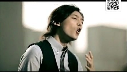 KEN THE 390 - Hey Boy