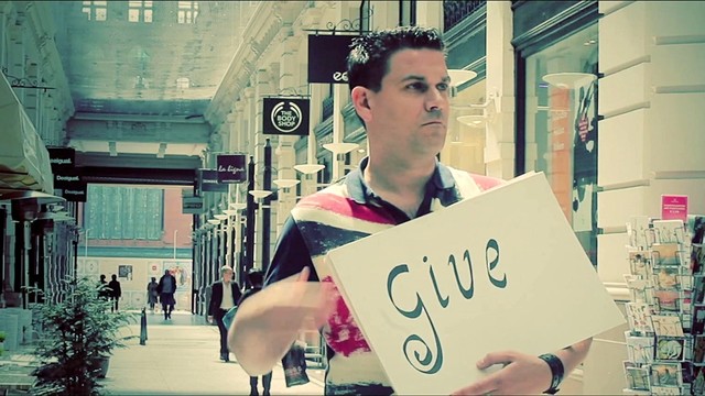 Misja Helsloot - Stuck