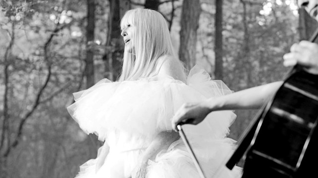 Maryla Rodowicz - W Sumie Nie Jest Źle (Radio Edit)