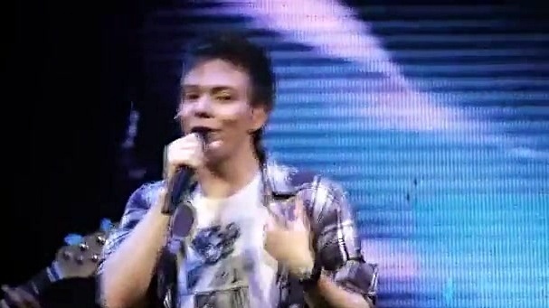 Michel Teló - Ai Se Eu Te Pego (Hinojiosa Pvt Remix 2012) (Remix)