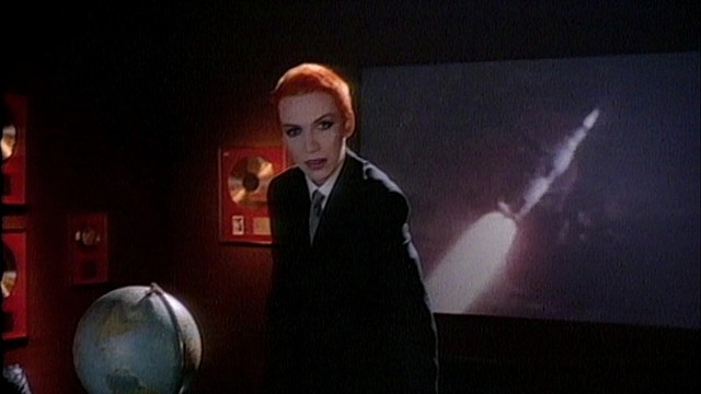 Eurythmics - Sweet Dreams (Are Made Of This) (《X战警:天启》快银出场音乐)