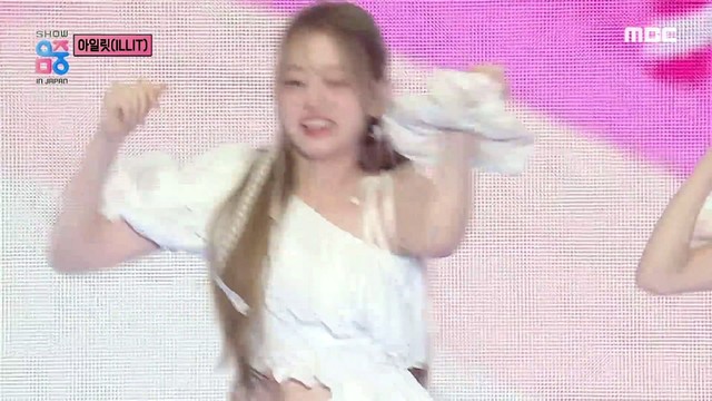 ILLIT - Magnetic (live at Show! MusicCore 20240717)