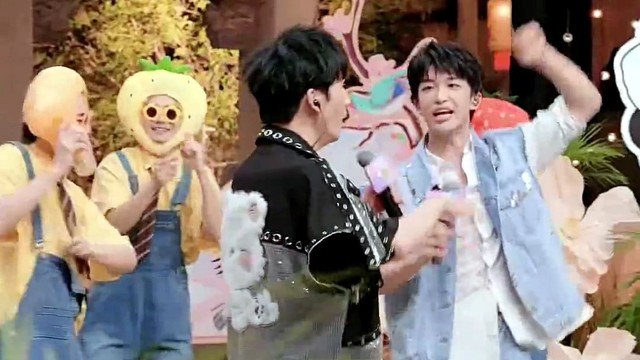 大张伟 - 我的果汁分你一半 (我们好极了歌会)