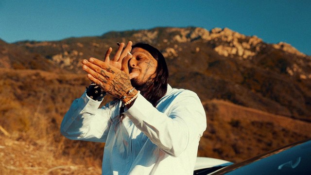 SosMula - GOD'S COUNTRY