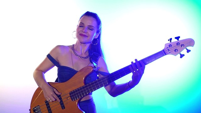 Chuc Frazier - Who Is That Girl