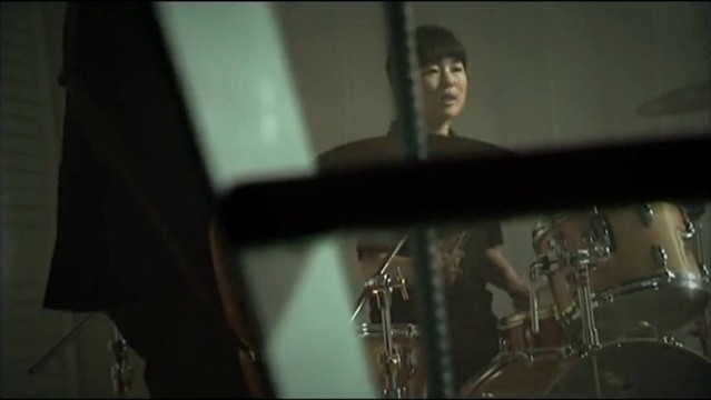 Under Graph - ツバサ