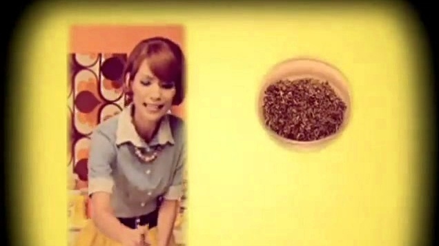 Tizzy Bac - 周日午后的妇女时间