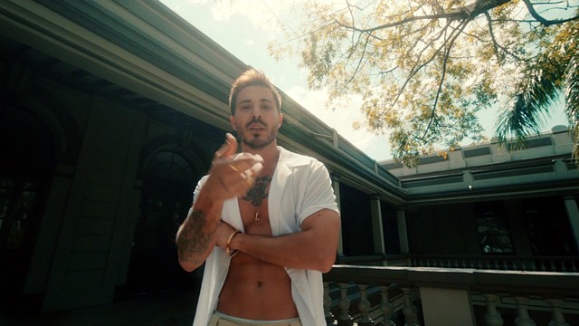 Álvaro Díaz - Presente Y Futuro