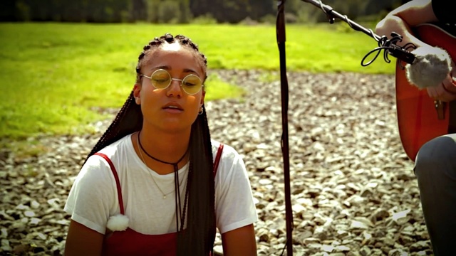 LARY - Jung und Schön (Auf Achse) (Live)