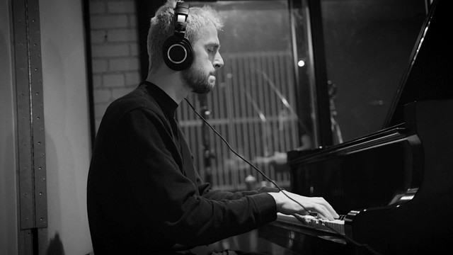 Ryland James - Please Come Home For Christmas