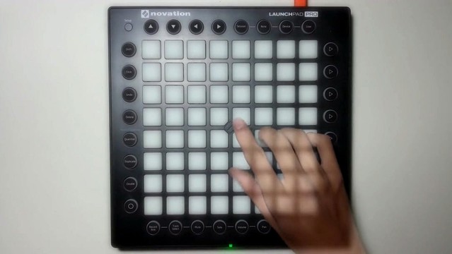 演奏曲 - [Launchpad]当清新欢快的电音遇到空灵女声Slushii-So Long cover by Kevin (饭制版)