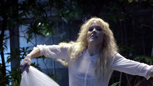 Oh Land - Speak Out Now