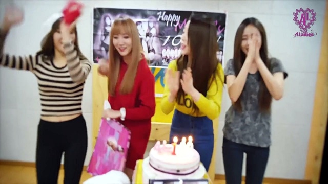 4L - 出道亮相第一百天的庆祝活动