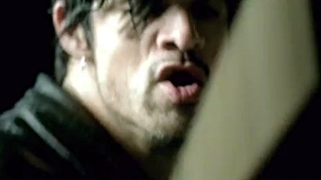 Queens of the Stone Age - Little Sister