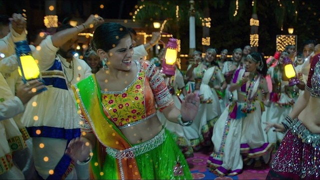 A.R. Rahman - Dandiya Mashup (Param Sundari X Nadiyon Paar)