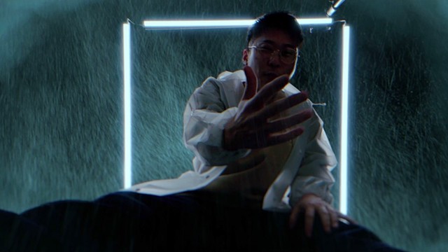 朱歌 - 通り雨(feat. 呂布カルマ)