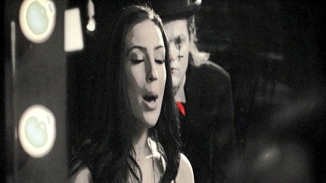 Sophia Somajo - Warm Blooded Murder