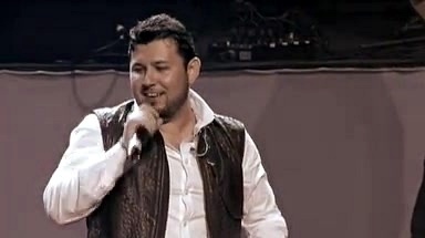Roberto Tapia - Como Me Enganaste (En Vivo Nokia Theater Los Angeles 2010)