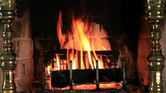 Vittorio Grigolo - O Holy Night (Yule Log Video)