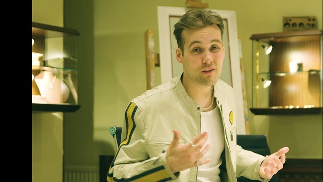 Ahti - XO(feat. Madboiali)