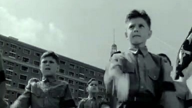 Jones - N茅 En 17 A Leidenstadt