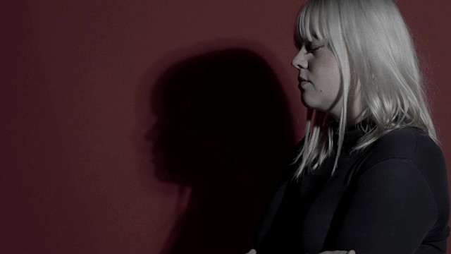 Lina Maly - Schmerz vereint