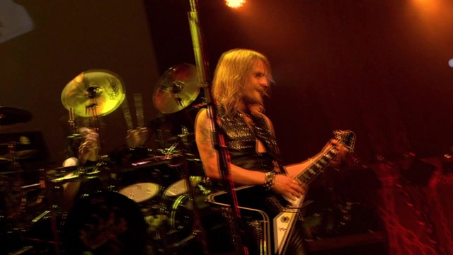 Judas Priest - Breaking the Law (from Epitaph) (Live)