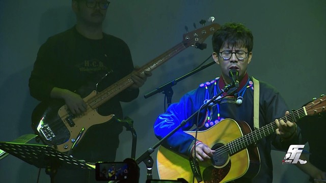 莫西子诗 - 不要怕 (乐人·live：莫西子诗“月光白得很”新专辑首唱会)