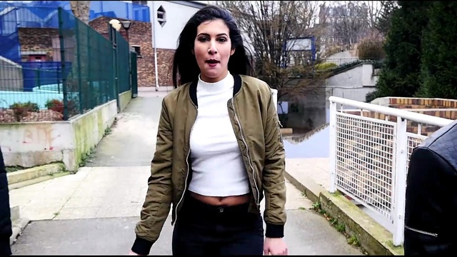 Lyna Mahyem - Tiens ça!