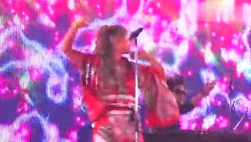 m.o.v.e - Blazin Beat ASL2009演唱会版 (Live)