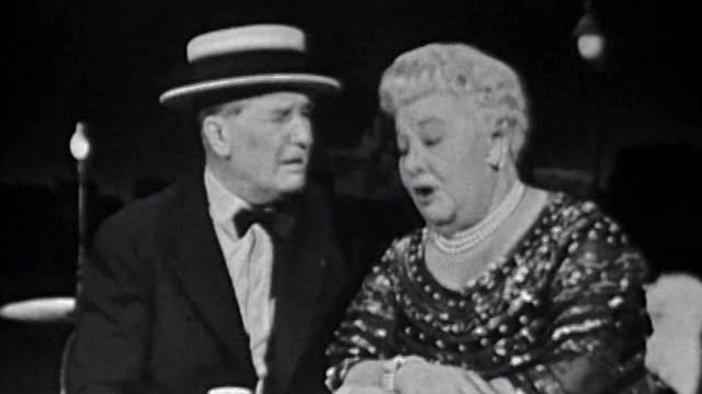 Sophie Tucker - I Remember It Well (Live)